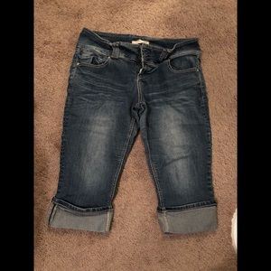 Stretchy Jean Capris